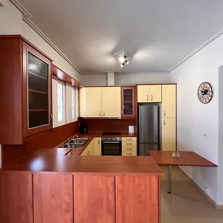 Old Town Beauty * Kalamáta